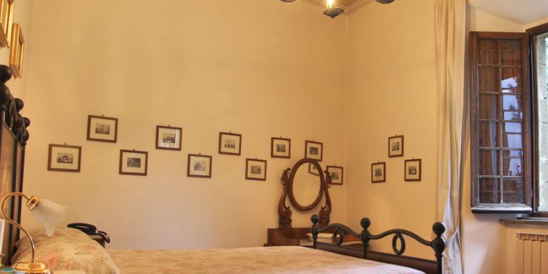 /en/rooms-relais-umbria/bedroom-signorile